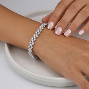 3mm Petal Cluster Link Wristlet