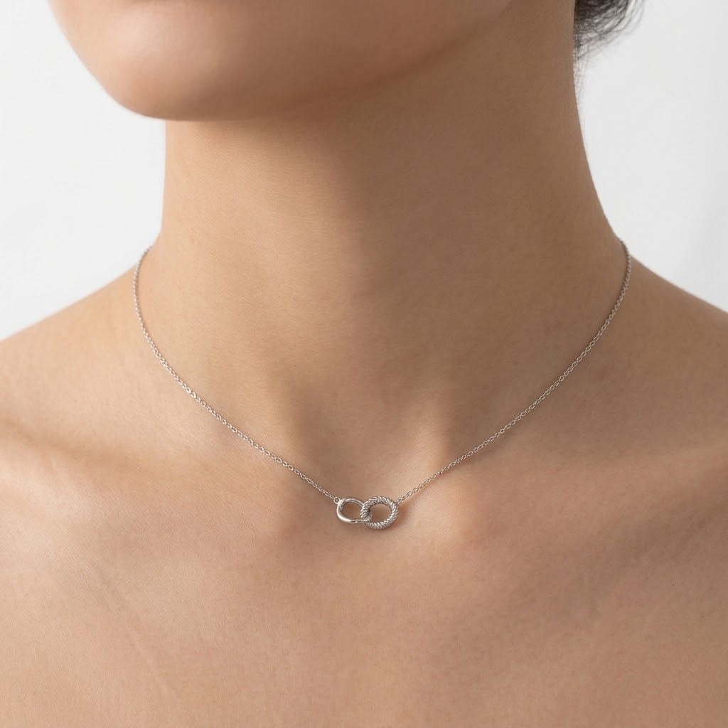 Twisted Knot Link Choker