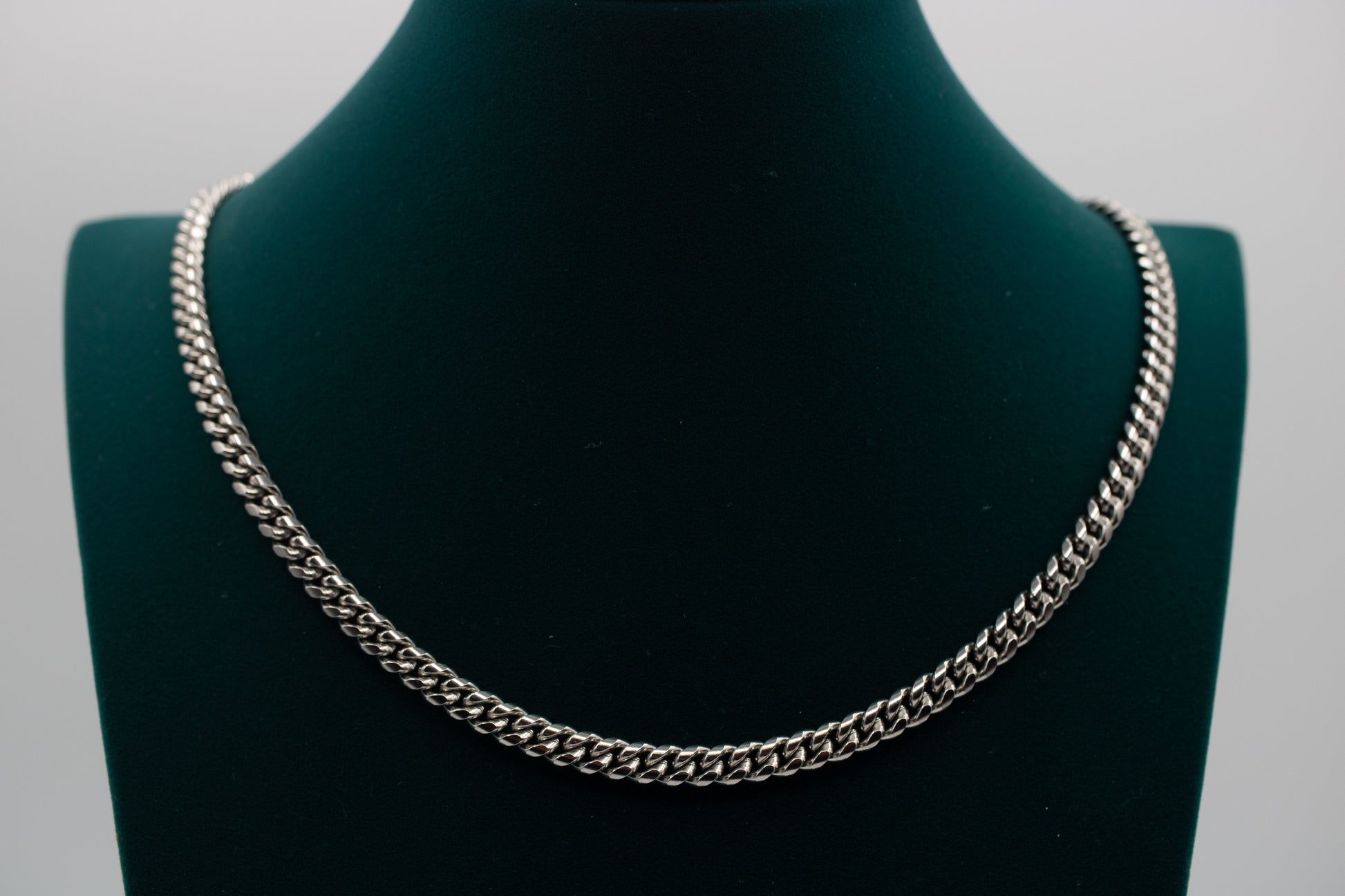 Iconic Cuban Chain (6mm)