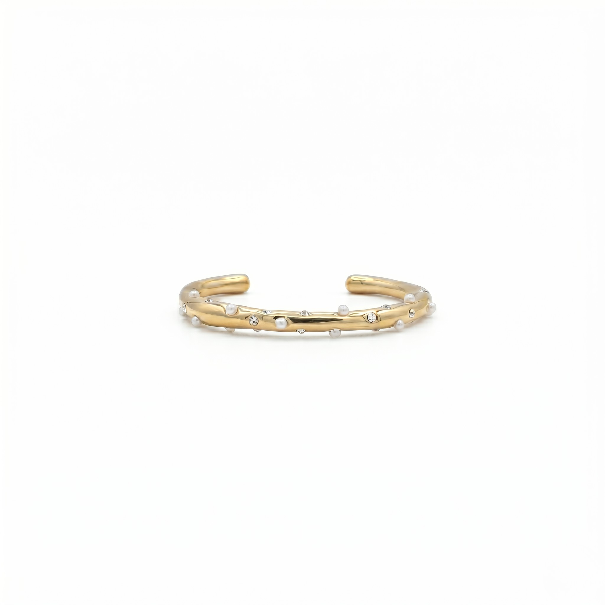 Nova Pearl Cuff
